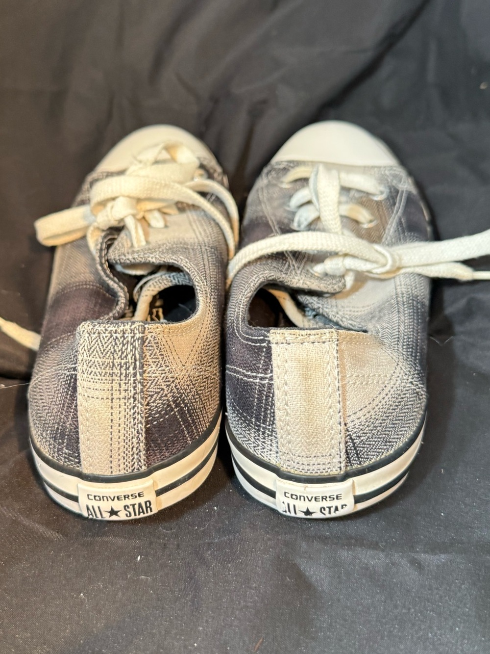 Converse Low-Top Sneakers in Black and White Distressed Plaid - Picture 2 of 7